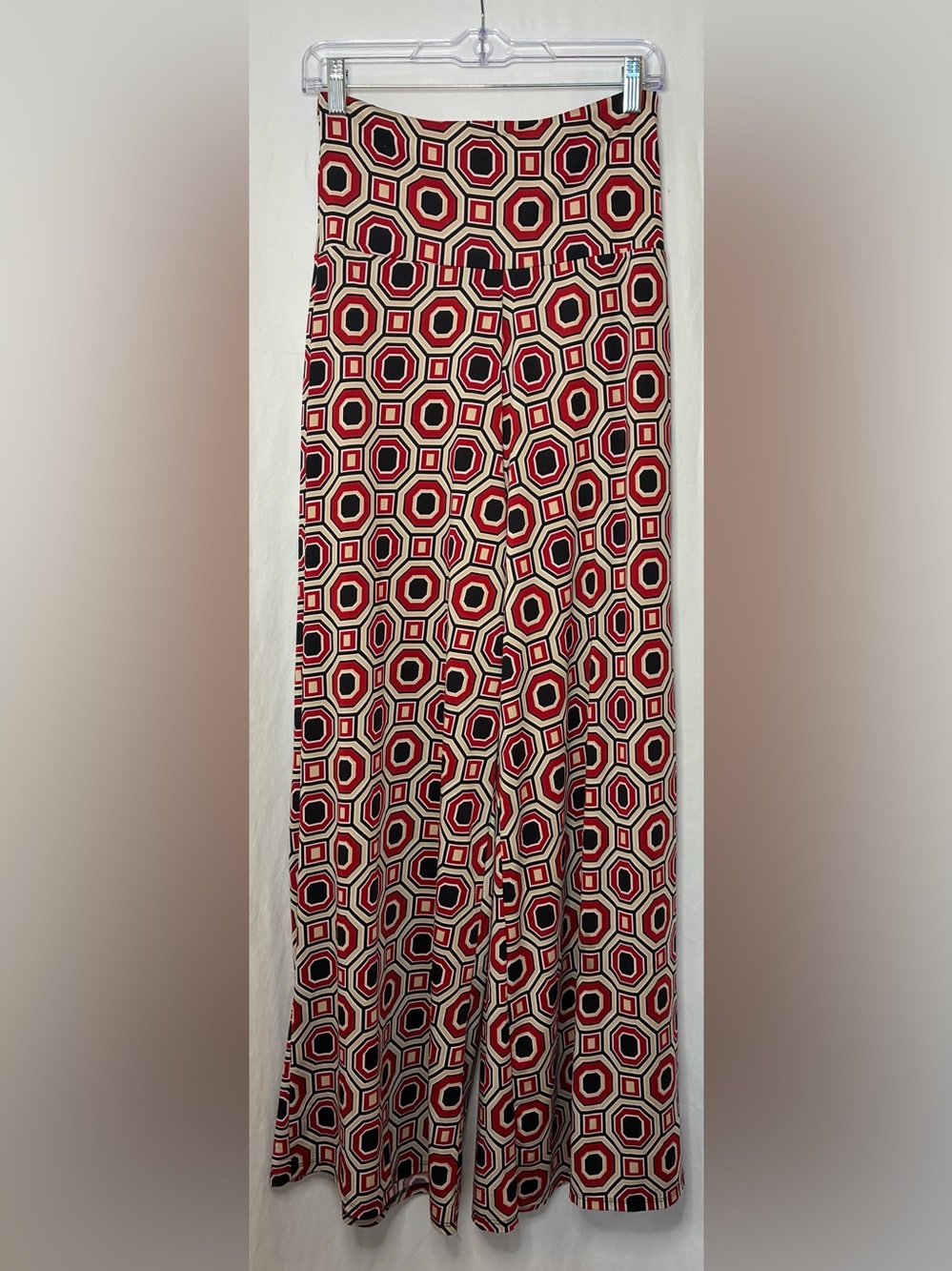 new directions Octagon-Print Wide Leg Trousers in Red, Black & Cream